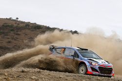 Thierry Neuville and Nicolas Gilsoul, Hyundai i20 WRC, Hyundai Motorsport