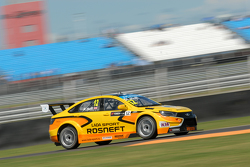 Robert Huff, Lada Sport Rosneft Lada Vesta WTCC