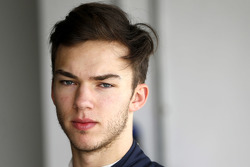 Пьер Гасли. Abu Dhabi March test, День 1.