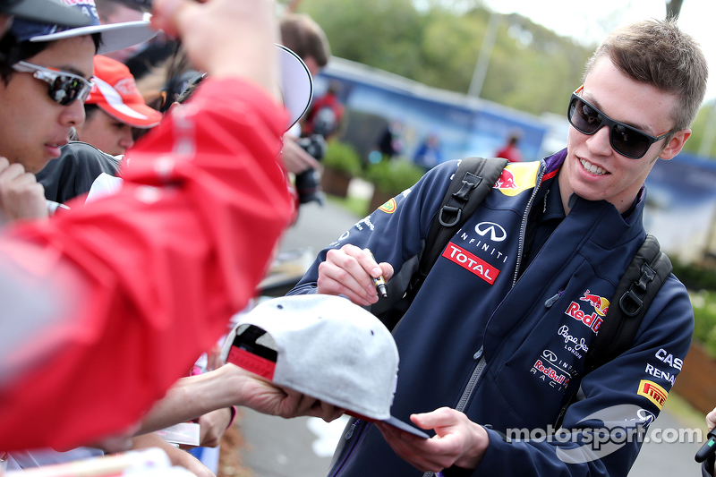 2015 год: боевой дебют за рулем Red Bull