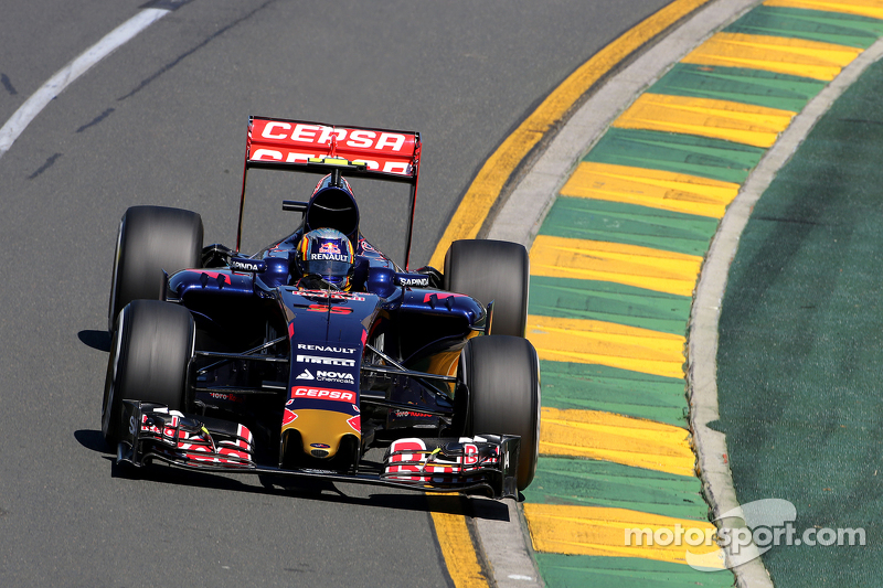 Carlos Sainz, Scuderia Toro Rosso
