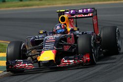 Daniil Kvyat, Red Bull Racing RB11