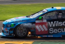 Scott McLaughlin, Garry Rogers Motorsport Volvo in trouble