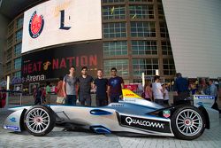 Daniel Abt, Audi Sport ABT, Jaime Alguersuari, Virgin Racing, Sam Bird, Virgin Racing, Karun Chandhok, Mahindra Racing in front of the Miami Heat basketball court