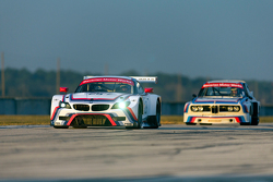 1975 BMW 3.0 CSL IMSA y 2015 Equipo RLL BMW Z4