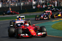 Себастьян Феттель, Ferrari SF15-T