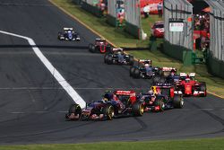 Карлос Сайнс-младший, Scuderia Toro Rosso STR10