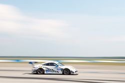 #22 Alex Job Racing, Porsche 911 GT America: Cooper MacNeil, Leh Keen, Andrew Davis