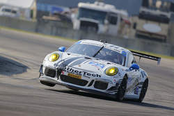 #22 Alex Job Racing Porsche 911 GT America: Cooper MacNeil, Leh Keen, Andrew Davis