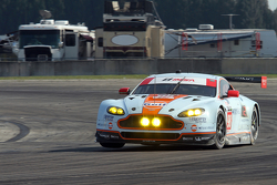 #98 Aston Martin Racing Vantage: Pedro Lamy, Darren Turner, Mathias Lauda, Paul Dalla Lana