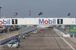 #22 Alex Job Racing Porsche 911 GT America: Cooper MacNeil, Leh Keen, Andrew Davis