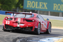 #63 Scuderia Corsa Ferrari 458 Italia: Bill Sweedler, Townsend Bell, Anthony Lazzaro