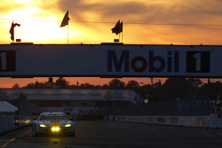 #98 Aston Martin Racing Vantage: Pedro Lamy, Darren Turner, Mathias Lauda, Paul Dalla Lana