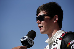 Polesitter Erik Jones, Joe Gibbs Racing Toyota
