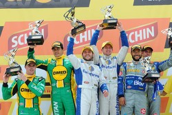 Podium: race winners Ricardo Maurício, Nestor Girolami, second place Marcos Gomes, Mark Winterbottom, third place Allam Khodair, Antonio Felix da Costa
