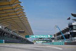 Sepang circuit - start-finish straight