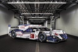 Toyota TS040 2015 года