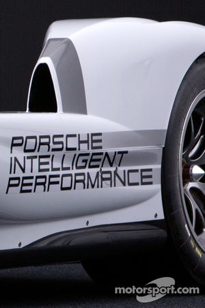 Porsche 919 Hybrid 2015 года
