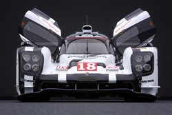 Porsche 919 Hybrid 2015 года
