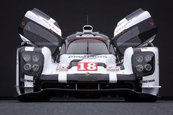 The 2015 Porsche 919 Hybrid