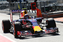 Daniil Kvyat, Red Bull Racing RB11