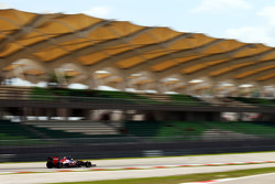 Carlos Sainz Jr., Scuderia Toro Rosso STR10