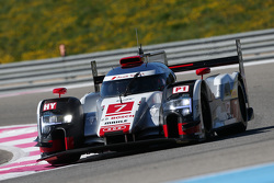 #7 Audi Sport Team Joest Audi R18 e-tron quattro: Marcel Fässler, Andre Lotterer, Benoit Tréluyer