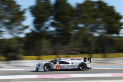 #18 Porsche Team Porsche 919 Hybrid: Romain Dumas, Neel Jani, Marc Lieb