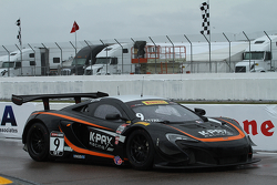 #9 K-Pax Racing McLaren 650S GT3: Kevin Estre