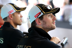Romain Grosjean, Lotus F1 Team y Pastor Maldonado, Lotus F1 Team