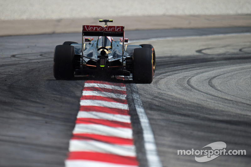 Pastor Maldonado, Lotus F1 E23