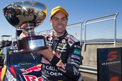 Winner Craig Lowndes, Triple Eight Race Engineering Holden