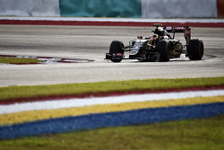Pastor Maldonado, Lotus F1 E23