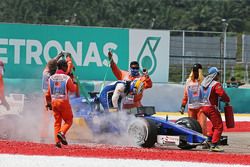 Marcus Ericsson, Sauber C34 retired from the race