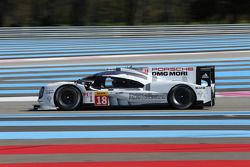 #18 Porsche Team Porsche 919 Hybrid: Romain Dumas, Neel Jani, Marc Lieb