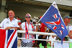 Jenson Button, McLaren fans