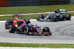 Carlos Sainz Jr., Scuderia Toro Rosso STR10