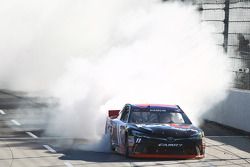 Race winner Denny Hamlin, Joe Gibbs Racing Toyota