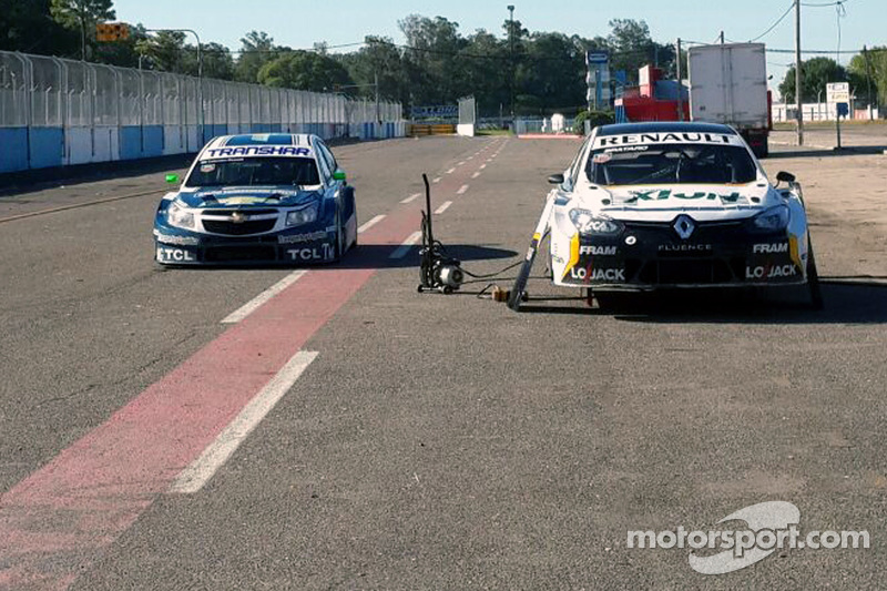 Equipos YPF Chevrolet y Renault Sport en Rafaela