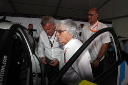 Marcello Lotti, le CEO de WSC et Bernie Ecclestone, président et CEO de la FOM