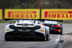 #54 Attempto Racing McLaren 650S GT3: Philipp Wlazik, Yoshiharu Mori