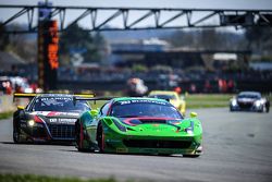 #333 Rinaldi Racing Ferrari 458 Italia: Marco Seefried, Norbert Siedler