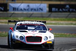 #83 Bentley Team HTP, Bentley Continental GT3: Olivier Lombard, Jules Szymkowiak