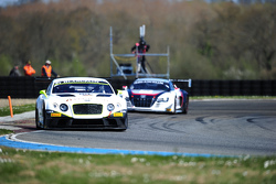 #84 Bentley Team HTP Bentley Continental GT3: Vincent Abril, Maximilian Buhk