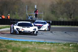 #55 Attempto Racing McLaren 650 S GT3: Rob Bell, Kevin Estre