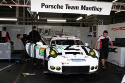 #92 Porsche Team Manthey, Porsche 911 RSR: Patrick Pilet, Frederic Makowiecki