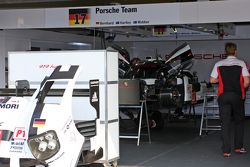 #17 Porsche Team Porsche 919 Hybrid: Тимо Бернард, Марк Уэббер, Брендон Хартли