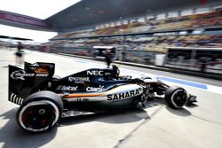 Sergio Pérez, Sahara Force India F1 VJM08 leaves the pits