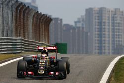 Пастор Мальдонадо, Lotus F1 E23