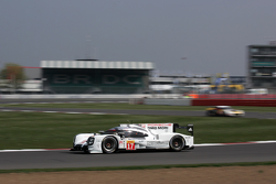 #17 Porsche Team Porsche 919 Hybrid : Timo Bernhard, Mark Webber, Brendon Hartley